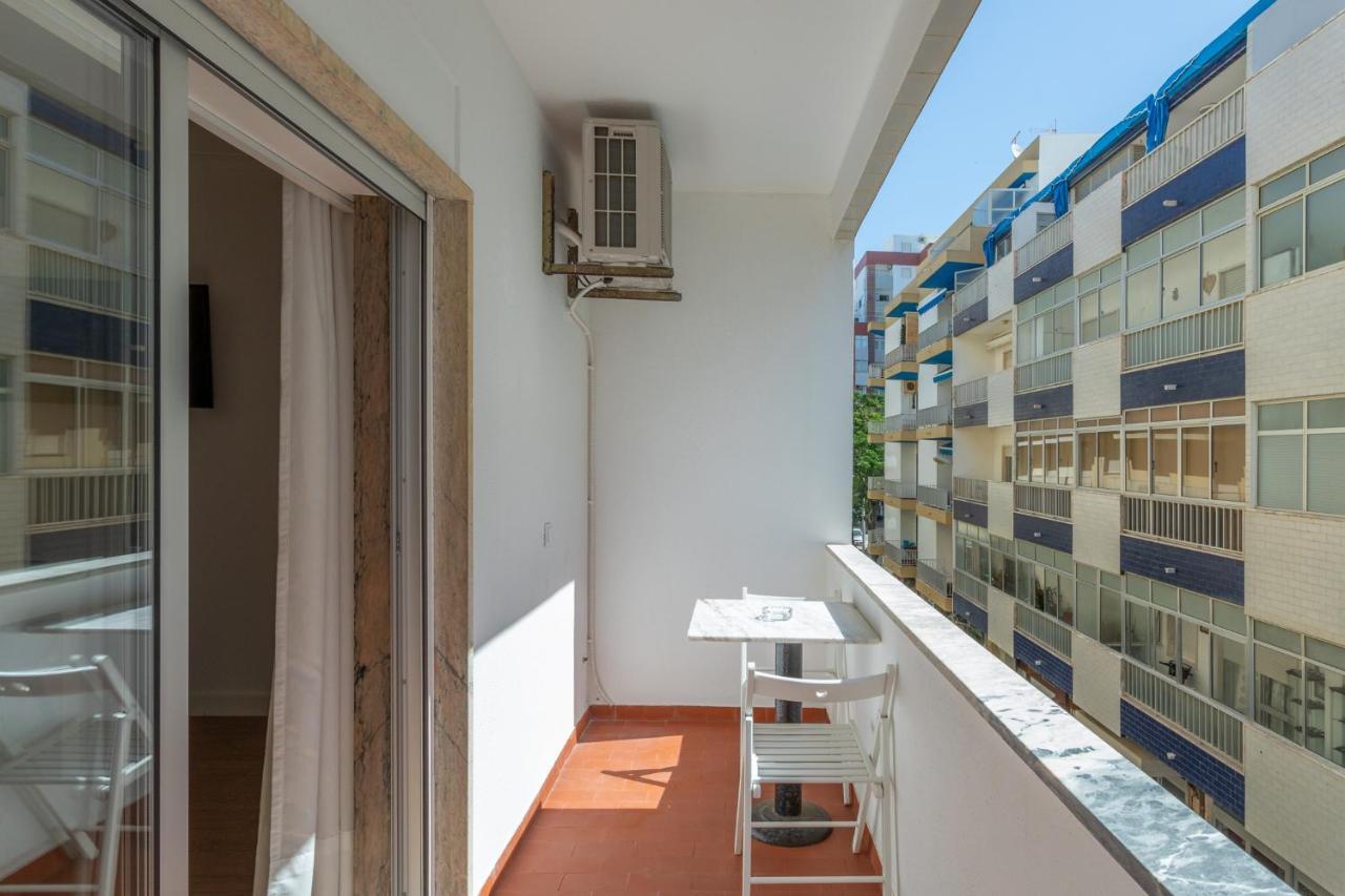 Al - Apartamentos Vista Mar Quarteira Exterior photo